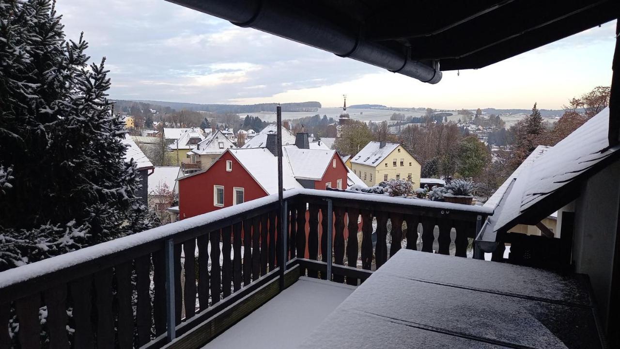 Familienfreundliche Ferienwohnung Erzgebirge 슈니베르크 외부 사진